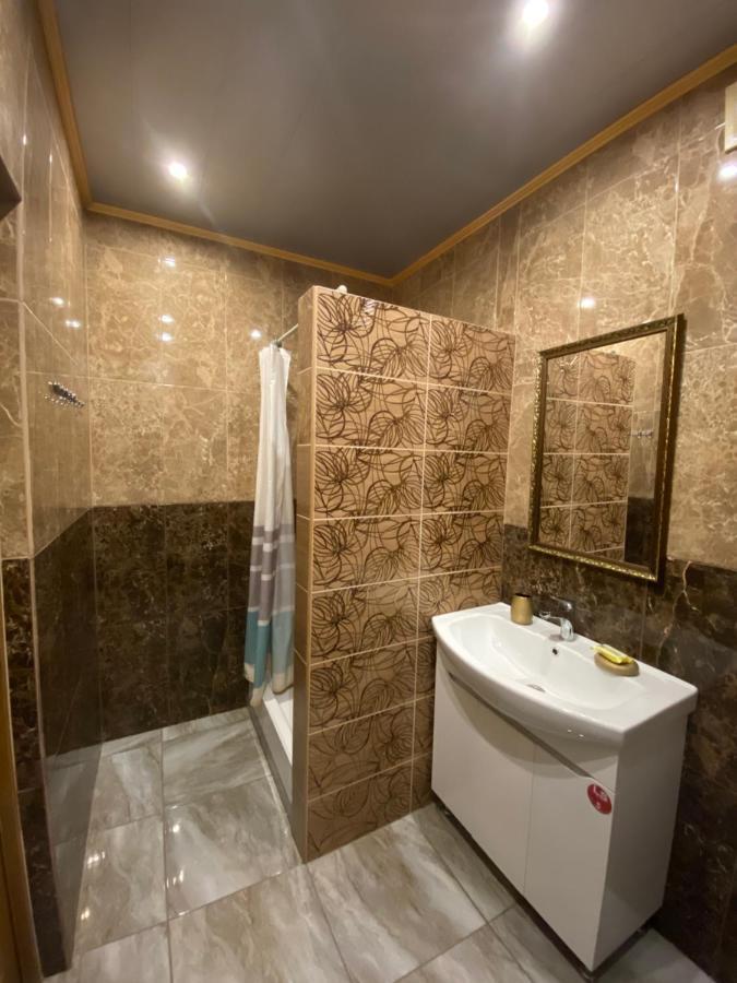 Вул Роксолани , 16 Центр 300 М До Бювету Truskawez Exterior foto